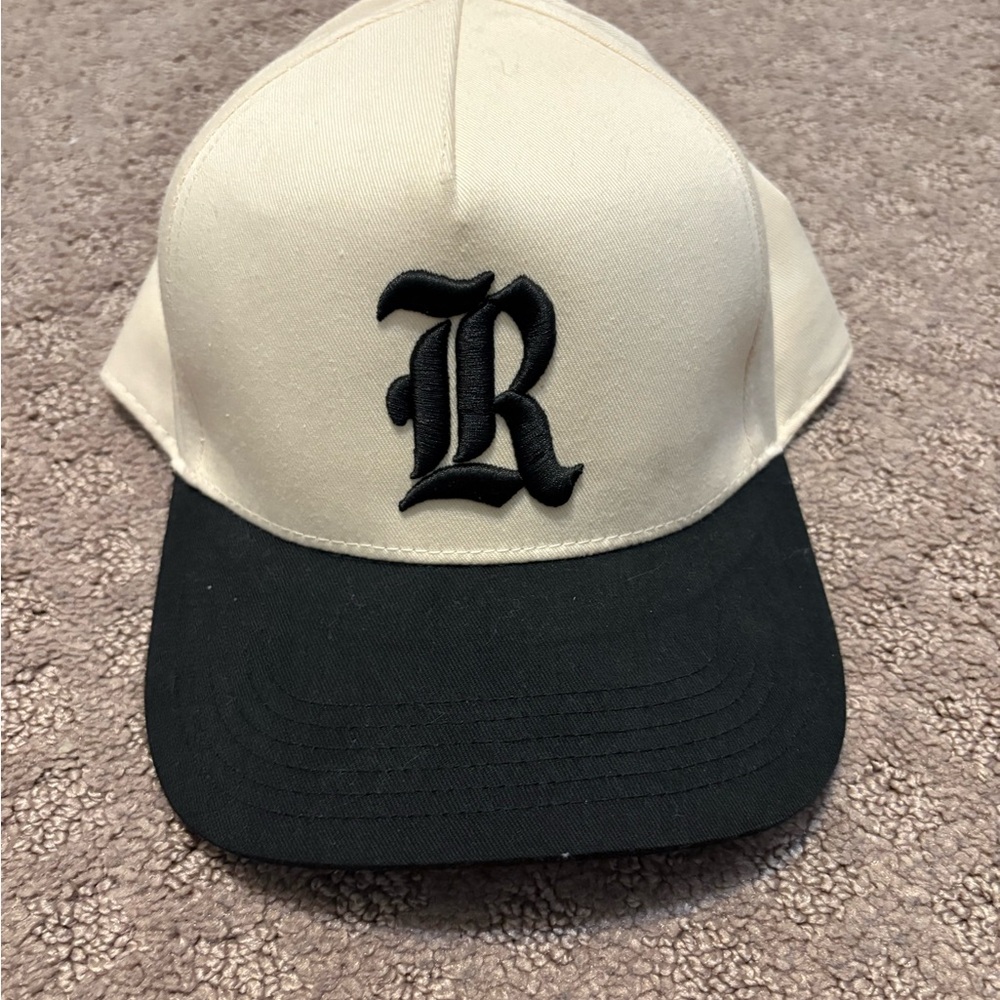 Black and Cream Rare Roses hat - BRAND NEW